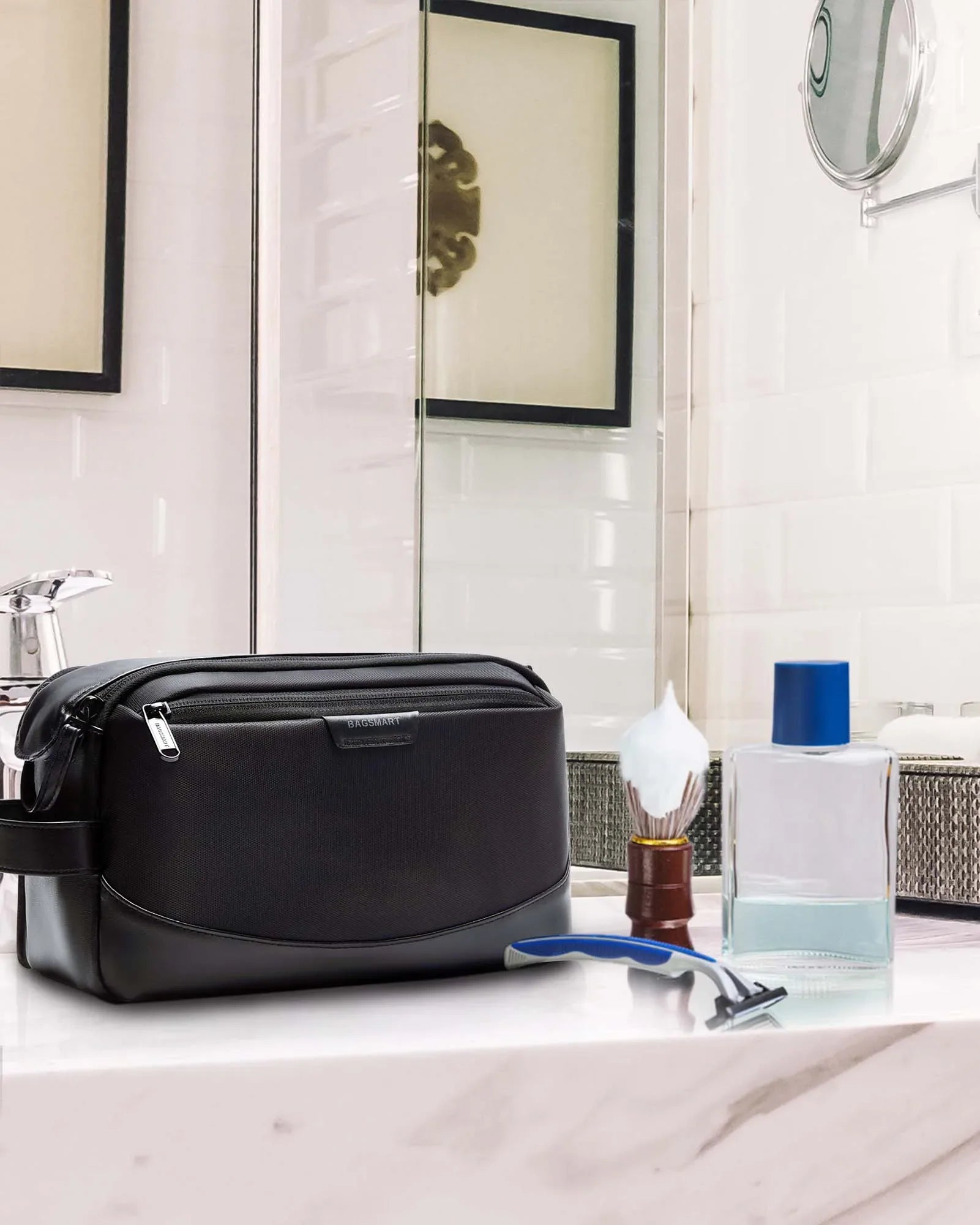 BAGSMART Men's Travel Toiletry Bag - Premium Large Capacity Dopp Kit Organizer